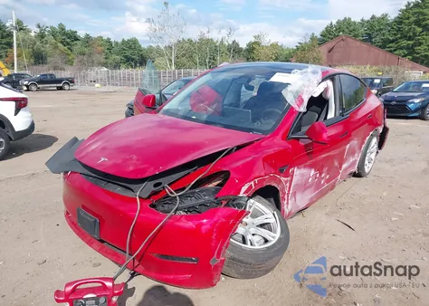2023 Tesla Model Y Awd/Long Range Dual Motor All-Wheel Drive from USA, damaged, VIN 7SAYGDEE9PA135077